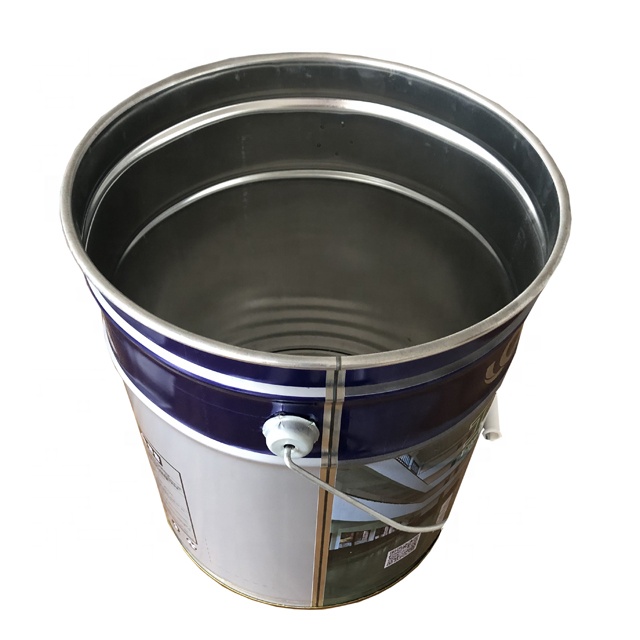 Round metal oil drum with lid